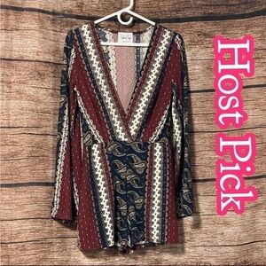 ✅2x Host Pick✅ Sadie & Sage Bell Sleeve Romper, Medium